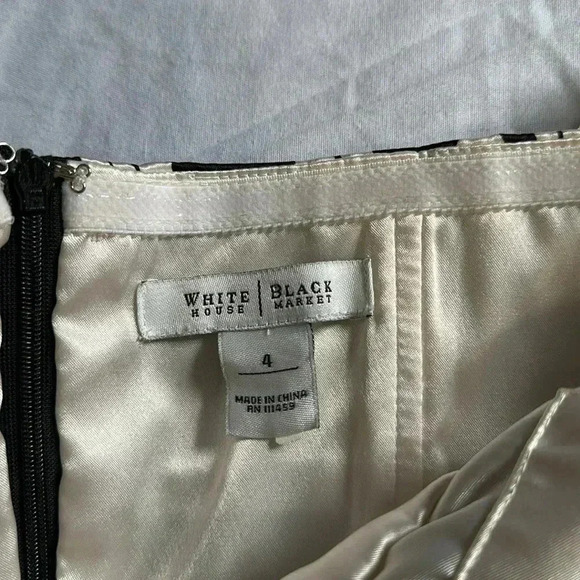 WHITE HOUSE BLACK MARKET Dress 4 Satin Floral Print Halter Black Off White - Picture 5 of 6